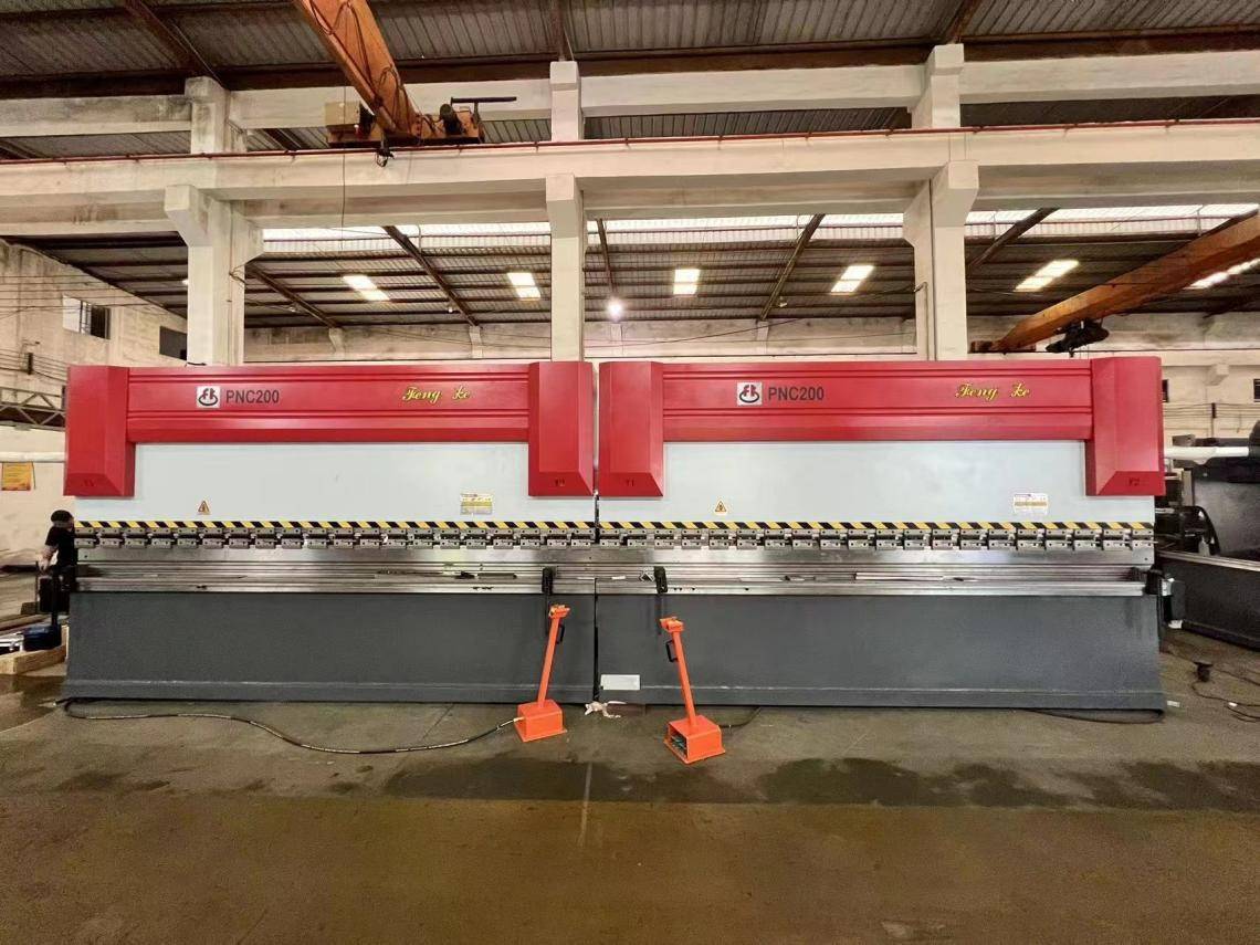 實現1+1＞2，豐科機械創新推出高效的雙機聯動折彎機 ? 